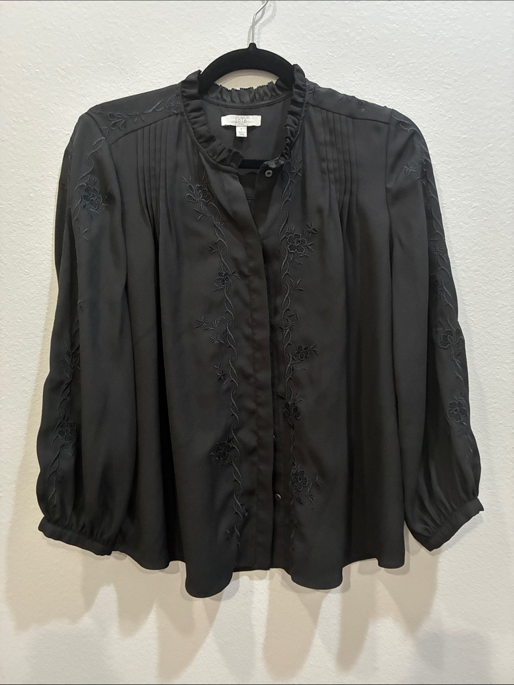 Joie Black Embroidered Ruffle Collar Button-Down Blouse